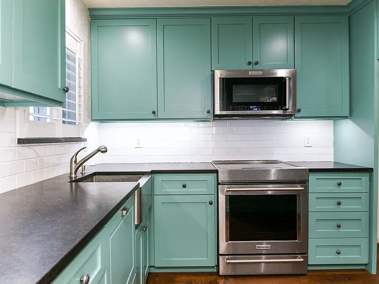 4406 Granbury Rd — Photo 12