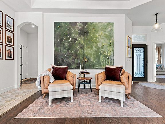 4th image of 5707 Constitution Way
