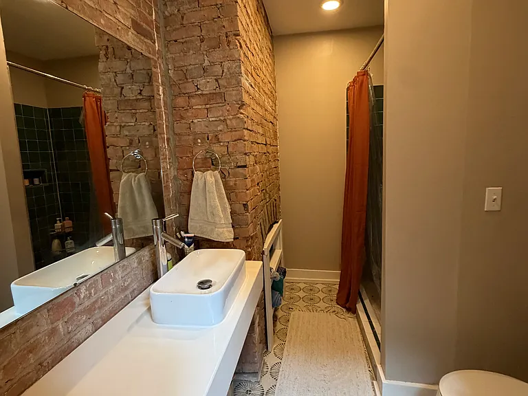 1324 Main St #2C — Photo 13