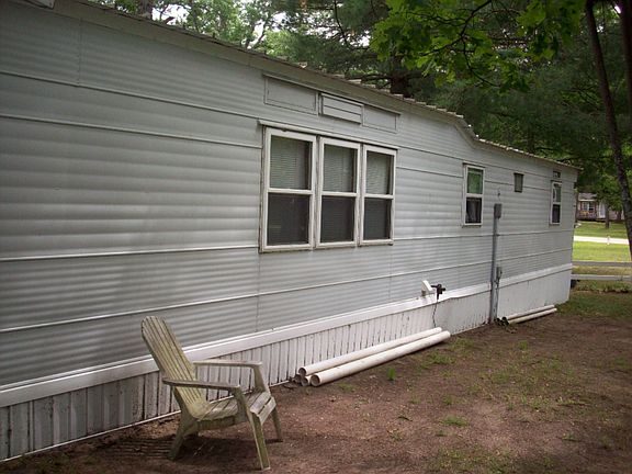 3rd image of 1490 E Shane Dr