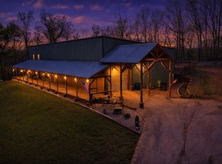 2907 Moon Valley Rd, Ozark, MO 65721