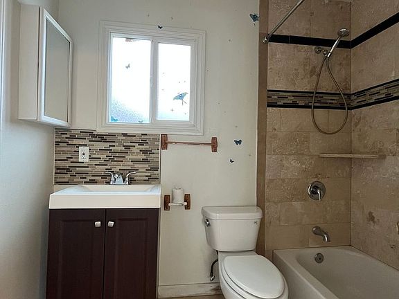 5th image of 5217 5221 1/2 Denker Ave #5219