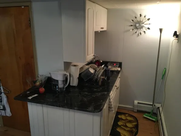 102 Kossuth St, Wallington, NJ 07057