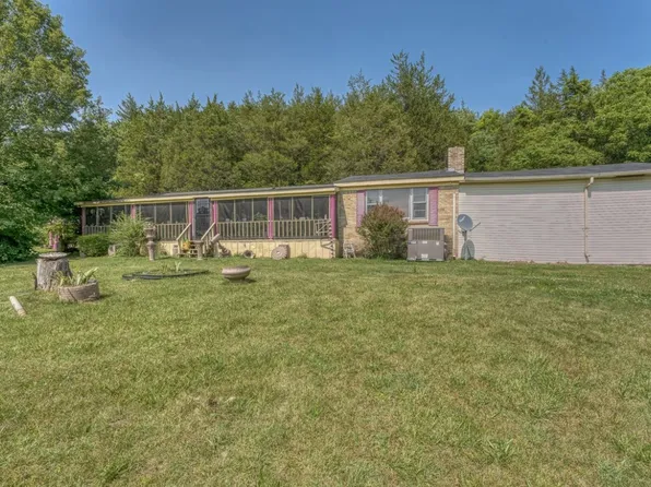 123 Smith Cemetery Rd, Prospect, TN 38477