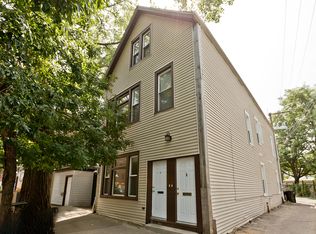 2109 W Warner Ave #C, Chicago, IL 60618