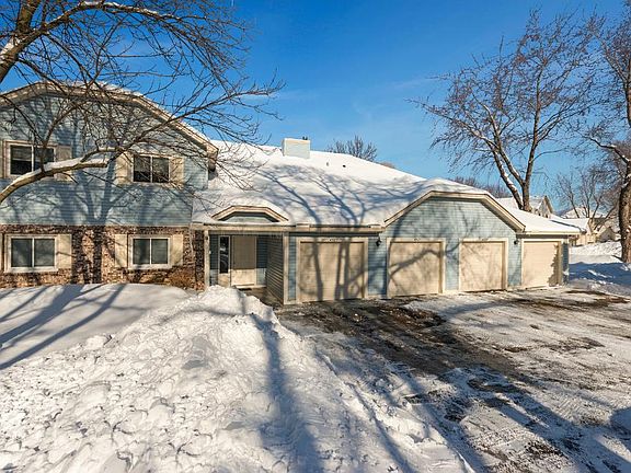 3rd image of 4323 Buckingham Ct