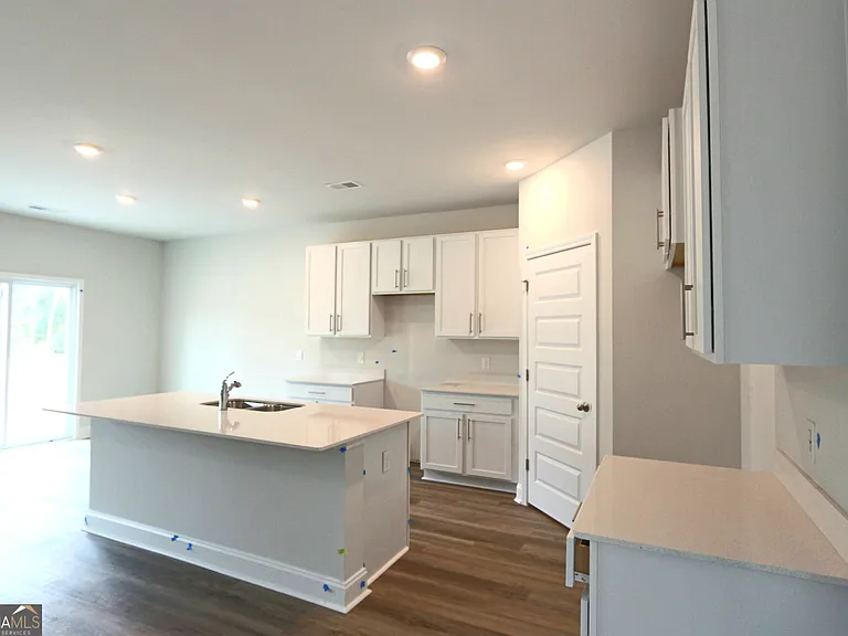 121 Buckeye Rd — Photo 5