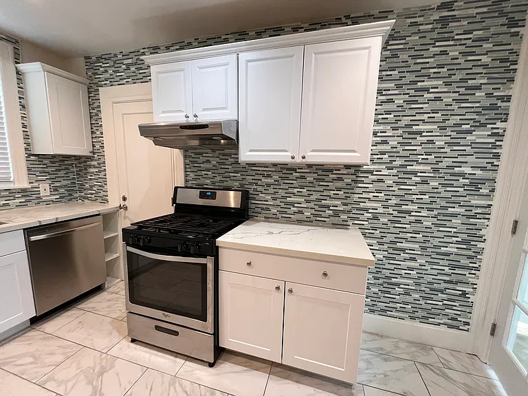 3815 Webster St #C — Photo 3