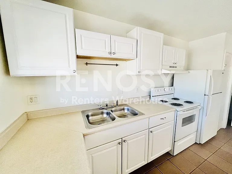 729 E Mission Ln #1 — Photo 33