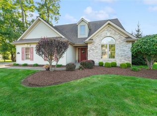 21 Walker Cir, Girard, OH