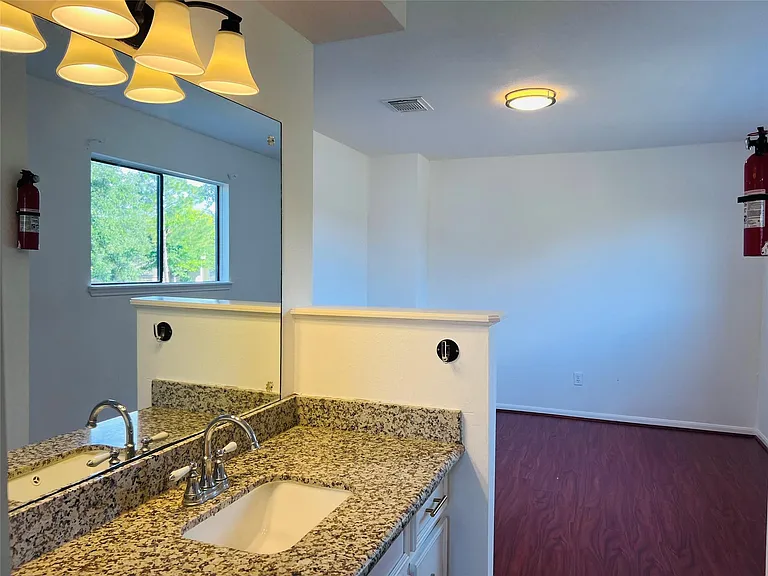 11123 Bandlon Dr — Photo 17