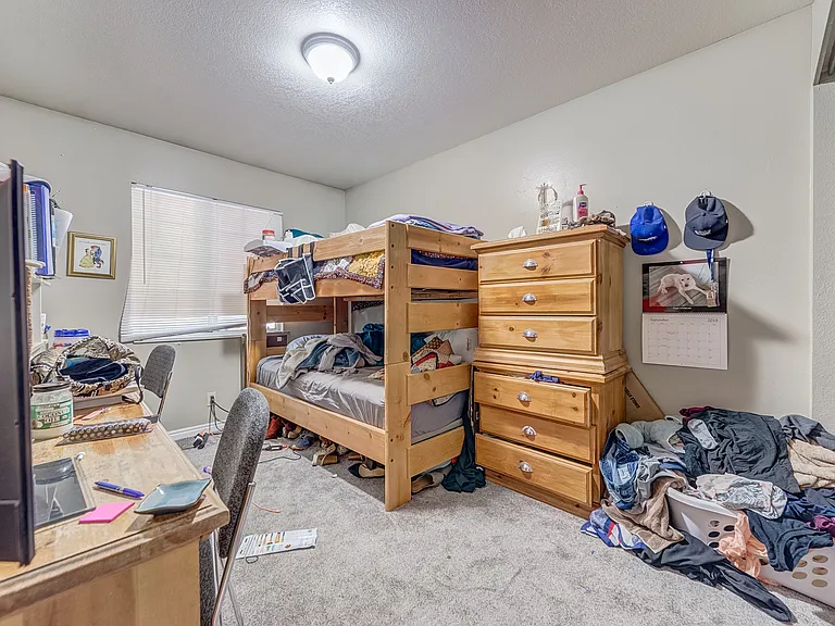 62 W 700 N #210 — Photo 8