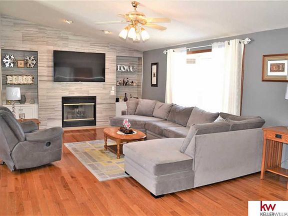 3rd image of 8511 Owl Ct