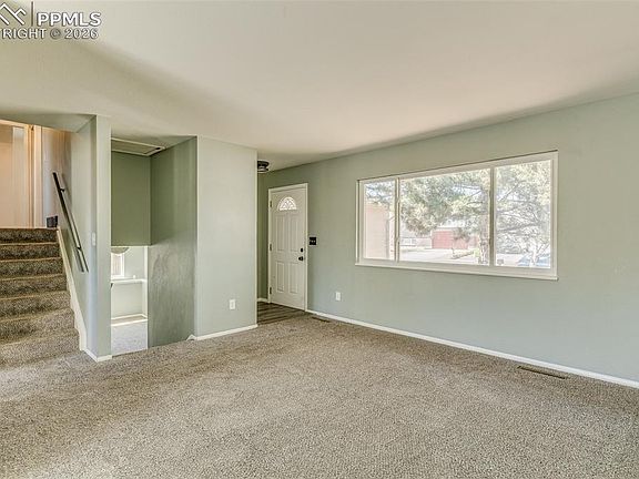5th image of 6095 Del Rey Dr