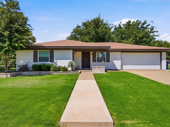 332 S Sealy Ave, Justin, TX 76247