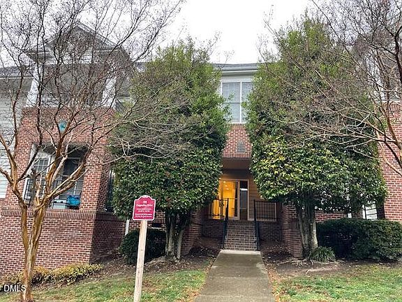 3rd image of 701 Copperline Dr Unit 206