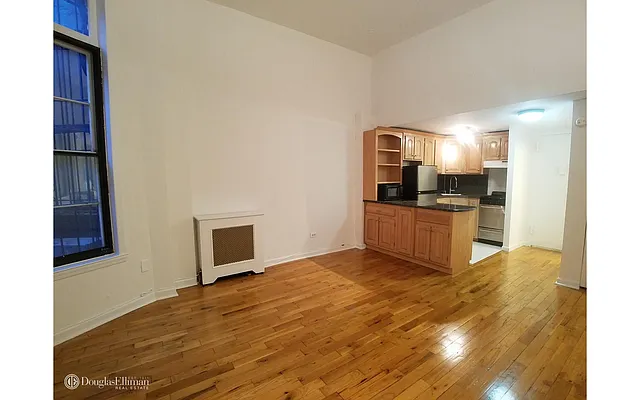 Sold by Douglas Elliman | media 13