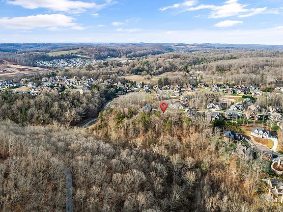 5th image of 65 Viewcrest Ln
