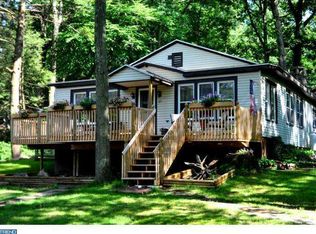 37 Lake Dr, Ashland, PA 17921