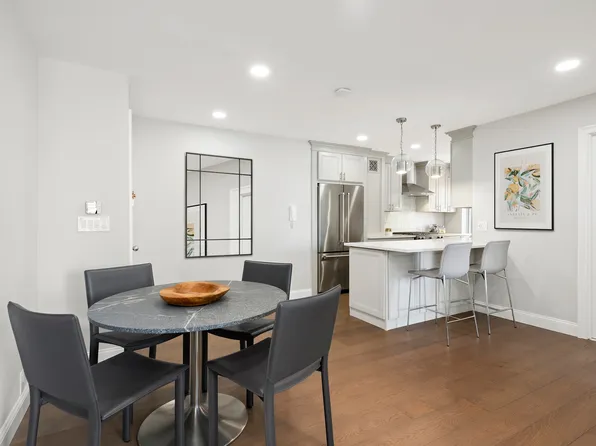 420 East 58th Street 14B image 3 of 9