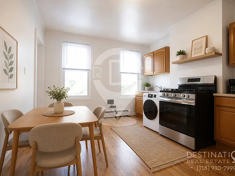 145 22nd St #3 — Photo 1