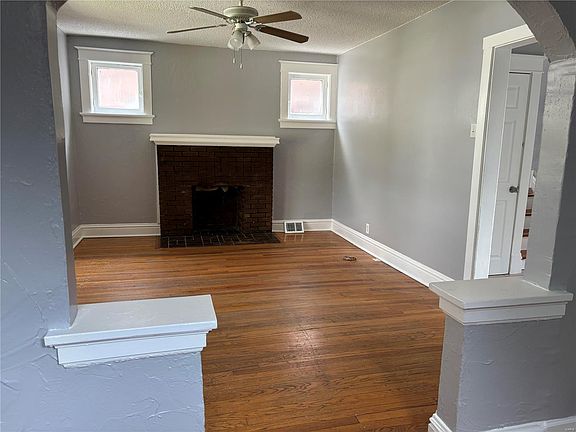 3rd image of 1124 Hornsby Ave