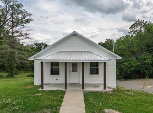 100 William Arnold Dr, Williamstown, KY 41097