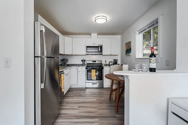 612 S 18th St — Photo 15