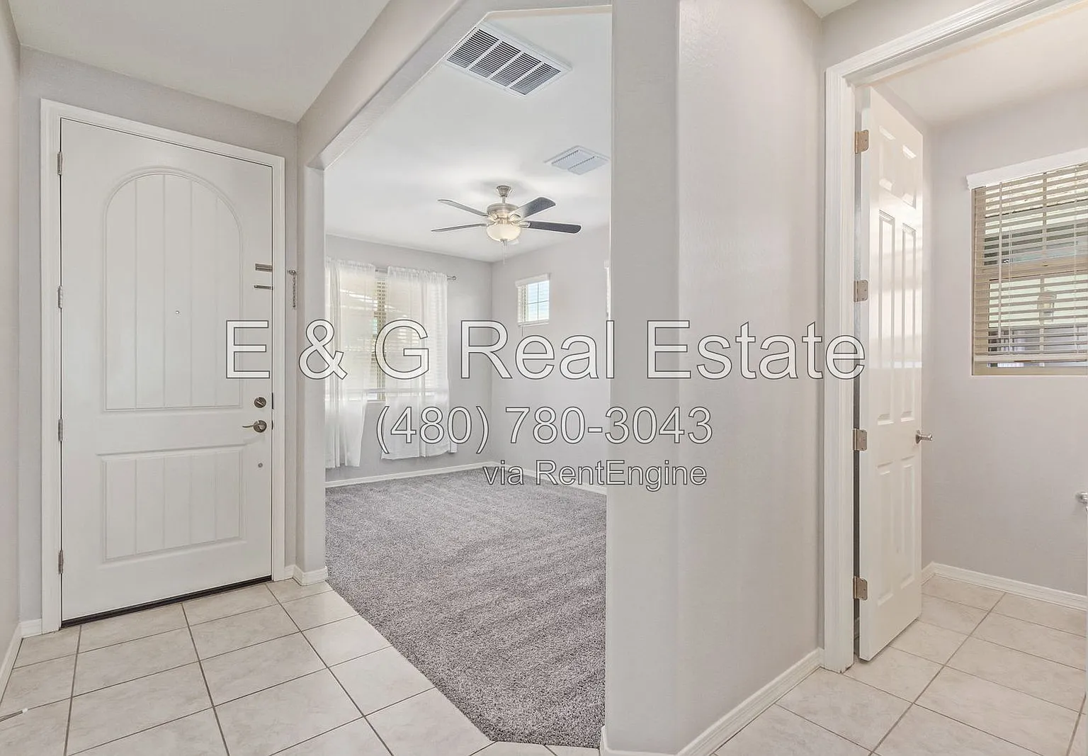 4 bed, 2.5 bath, 1959 sqft, $2,450 — Photo 4