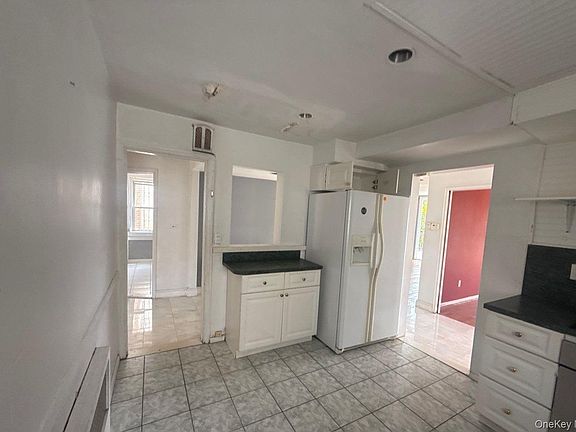 5th image of 41 Avalon Road