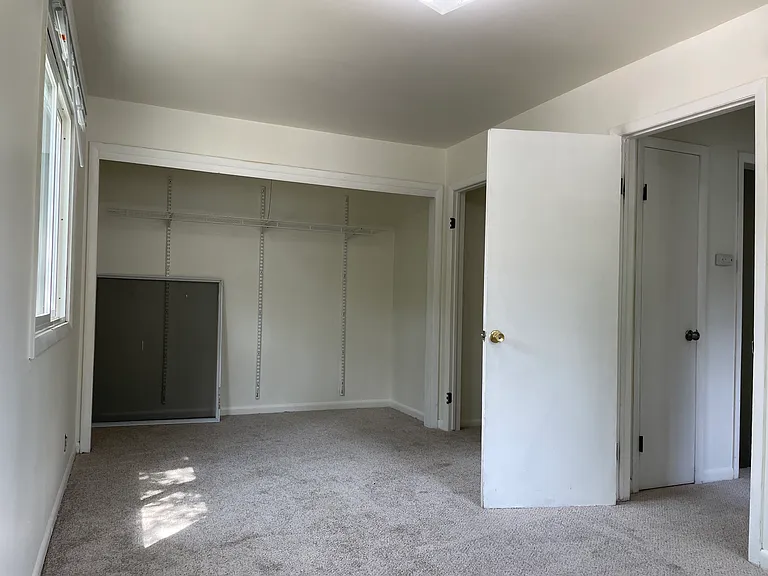 6214 Raymond Rd — Photo 26