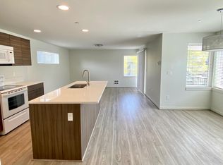 3813 Aurora Ave N #3, Seattle, WA 98103