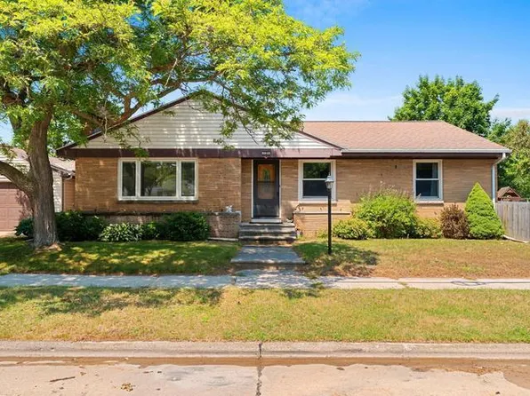 2012 34th STREET, Two Rivers, WI 54241