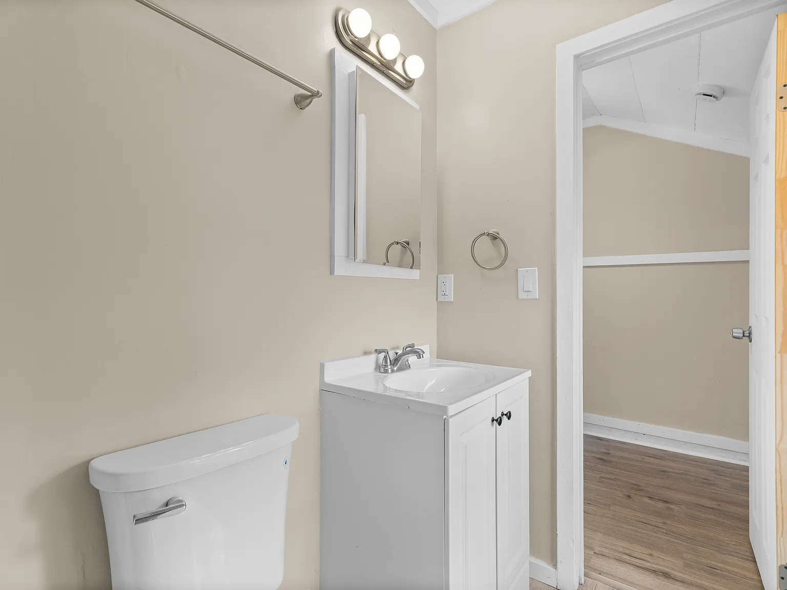 3 bed, 775 sqft, $1,250 — Photo 4