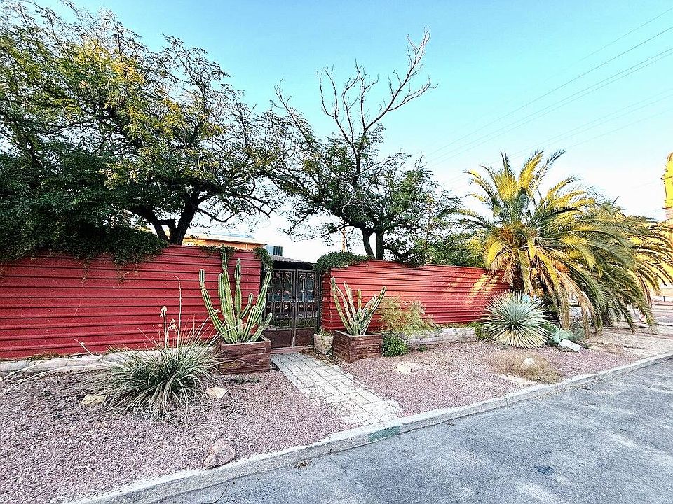 1st image of 3039 E Hawthorne St
