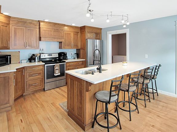 2nd image of 6989 Austin Rd