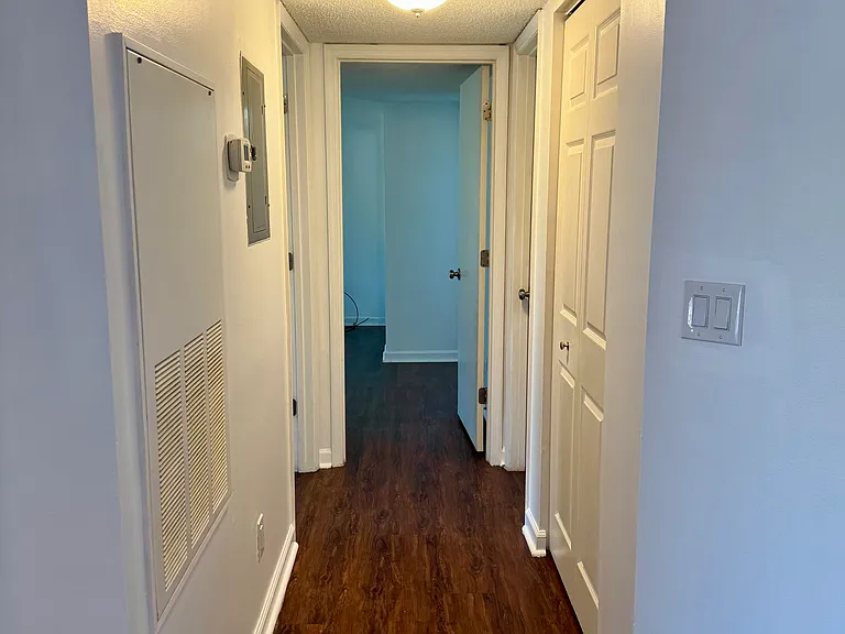 8725 Chandler Dr — Photo 6