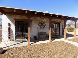 36 Whitehead Ln, Tubac, AZ 85646