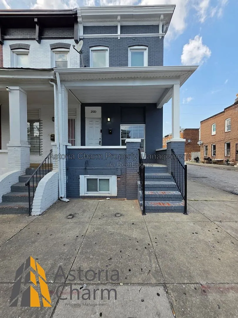 4 bed, 3.0 bath, 1300 sqft, $2,000 — Photo 1