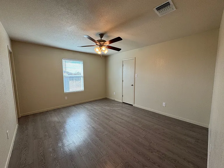 5804 Rustler Dr — Photo 19