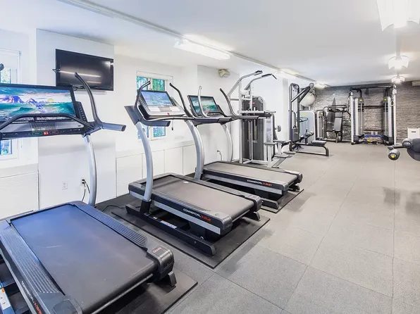 333 Rector Place image 20 of 25