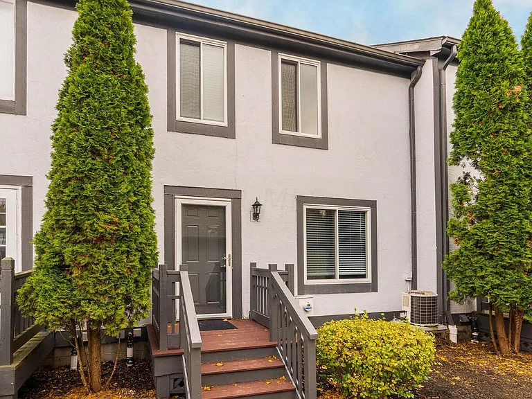 6266 Hyland Dr — Photo 1