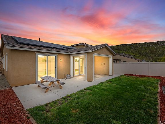 3rd image of 36689 Agave Ct