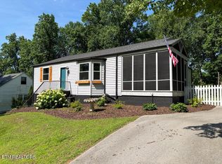 213 W Red Bud Rd, Knoxville, TN 37920