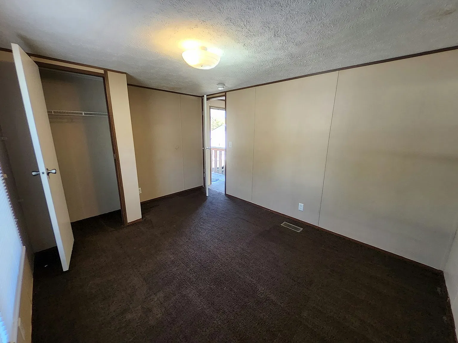 107 Dawson Drive — Photo 1