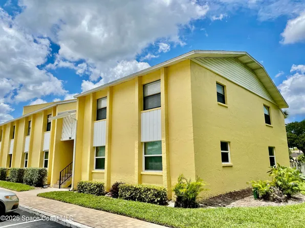 594 N Wickham Rd APT 2, Melbourne, FL 32935