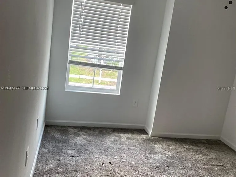 537 Bell Prairie Cir — Photo 8