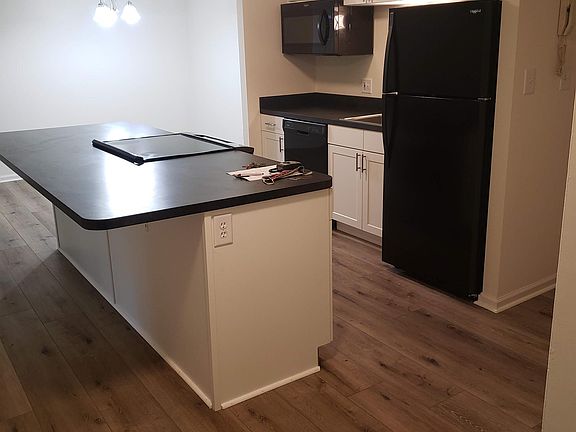2nd image of 2108 Cedar Run Dr APT 104