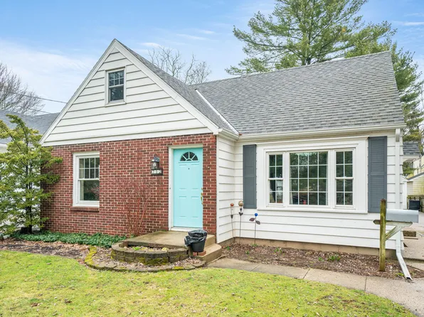 712 Pinehurst Blvd, Kalamazoo, MI 49006