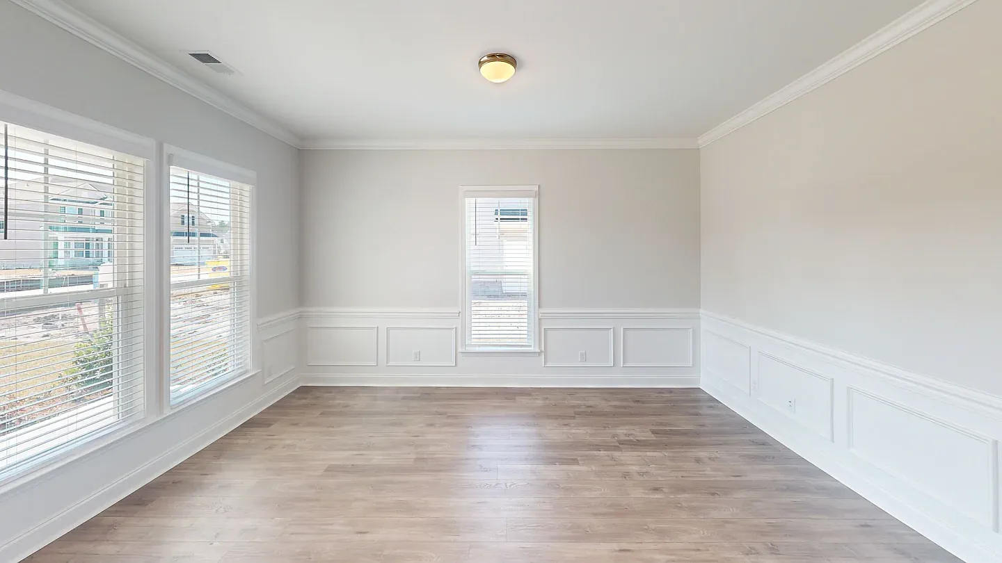 4 bed, 3.5 bath, 2828 sqft, $3,250 — Photo 2